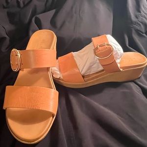 Leather sandal 9 1/2